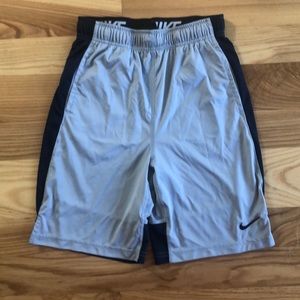Nike boys XL shorts